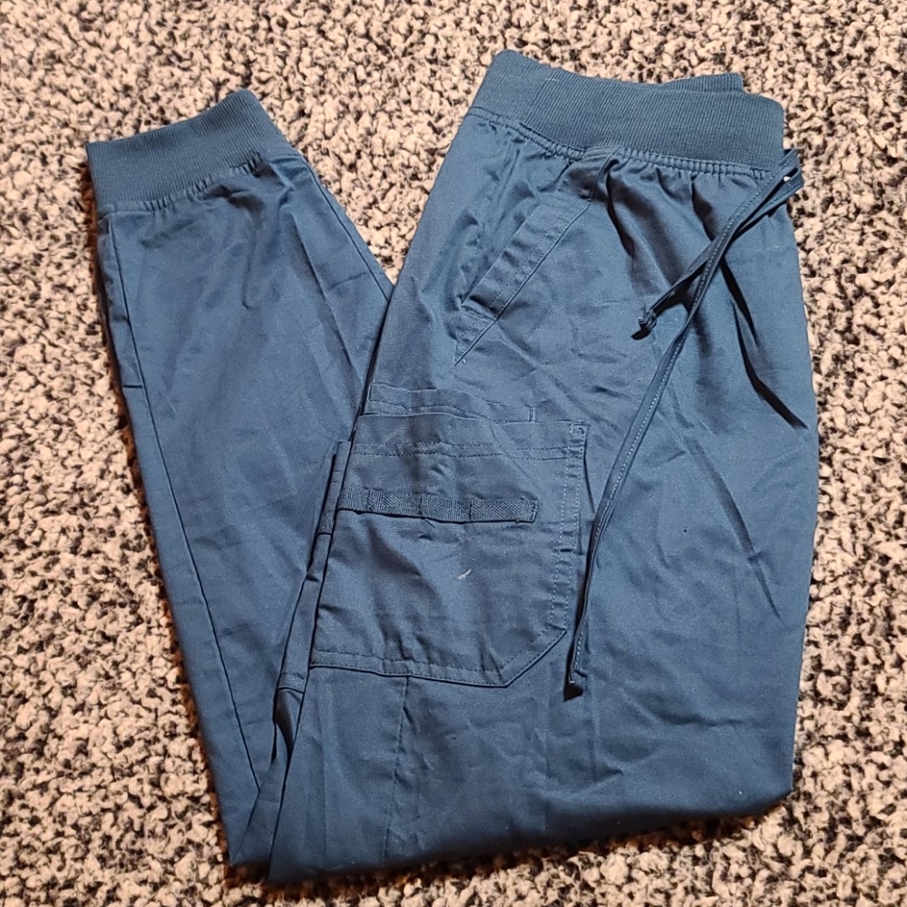 Buttersoft UA jogger scrubs